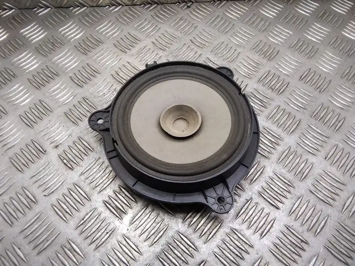 Nissan Qashqai (2006 - 2010) 281569U00A Динамики задних дверей — фото 4