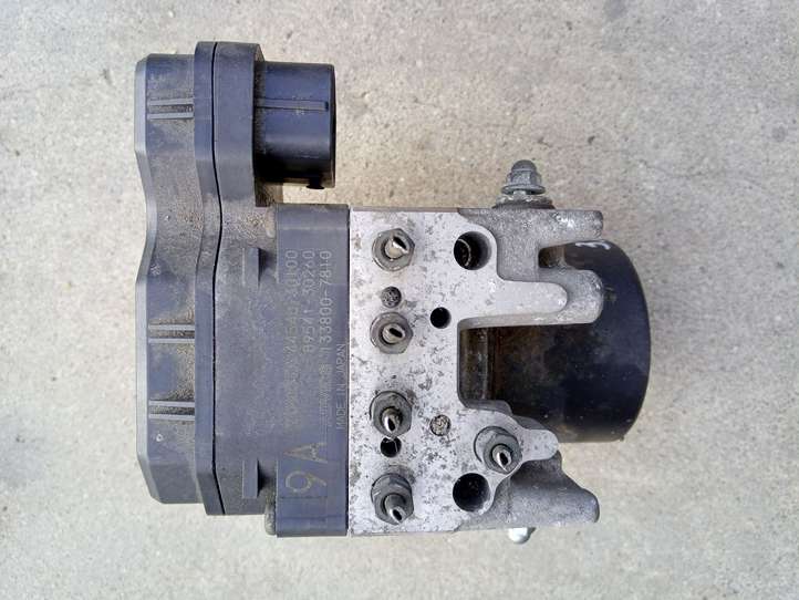 Lexus GS 300 350 430 450h (2004 - 2007)   Блок ABS