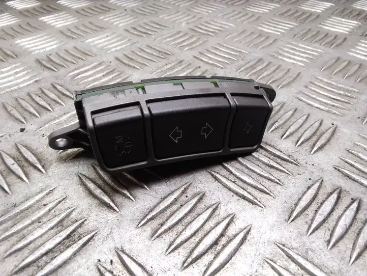 BMW 7 E65 E66 (2001 - 2008) 6911586 Кнопки на рулевом колесе — фото 3