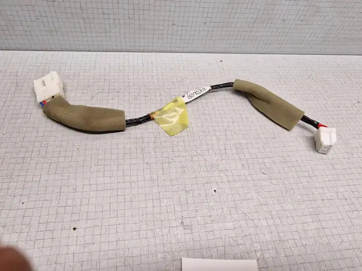 Subaru Outback (2009 - 2014) 81870AJ050 Проводка передней двери — фото 4