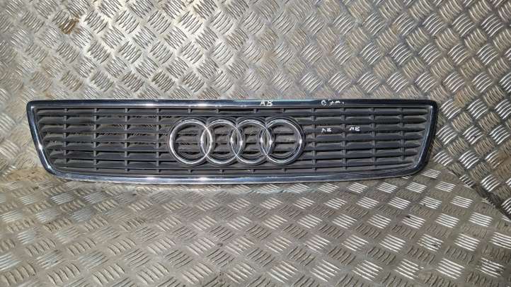 4D0853651B Audi A8 S8 D2 4D Grotelės priekinės