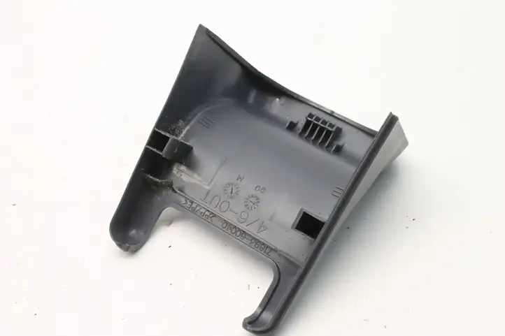 Toyota Land Cruiser (HDJ90) (1996 - 2002) 7169360040 Прочие внешние детали — фото 4