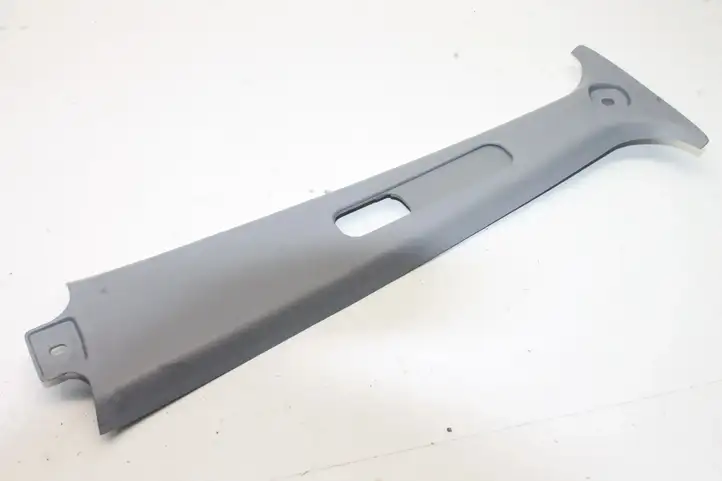 Toyota Land Cruiser (HDJ90) (1996 - 2002) 7313522020 Прочие внешние детали — фото 1