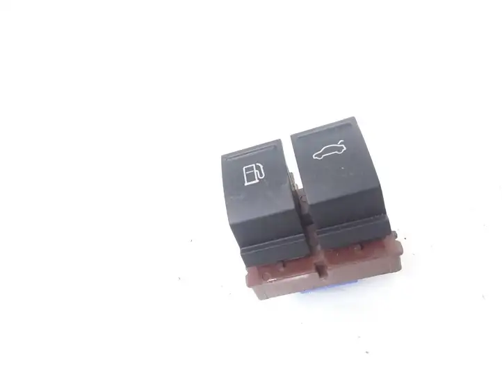 Volkswagen PASSAT B6 (2005 - 2010)  3C0959903B Включатель открытия топливного бака