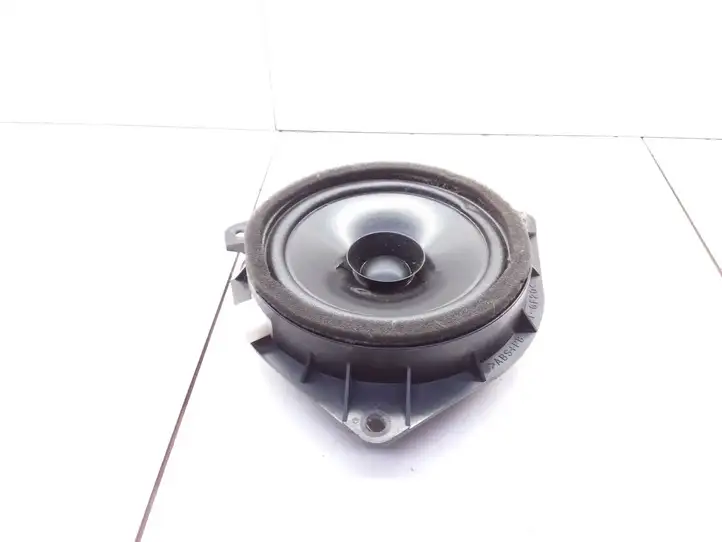 Toyota Corolla Verso E121 (2001 - 2004) 8616044130 Динамики задних дверей — фото 2