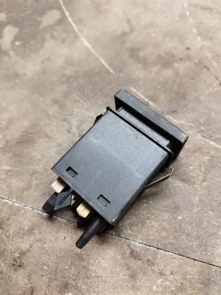 Volkswagen PASSAT B7 (2011 - 2014) 3B0959621C Кнопка обогрева стекла — фото 4