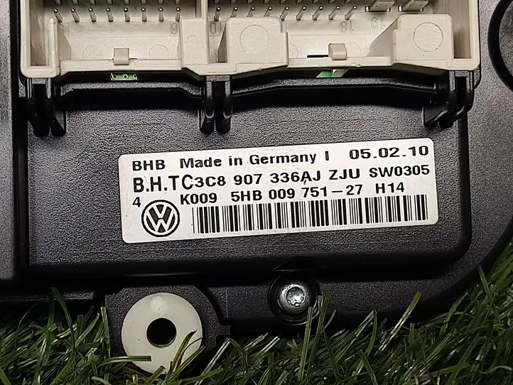 Volkswagen Tiguan (2007 - 2011) 3C8907336AJ Блок управления климат-контролем — фото 2