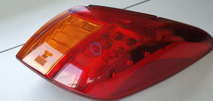 Nissan Murano Z51 (2009 - 2016)   Задний фонарь в кузове