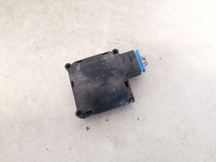 Audi A6 (2004 - 2008)  4f0820511a Двигатель задвижки потока воздуха