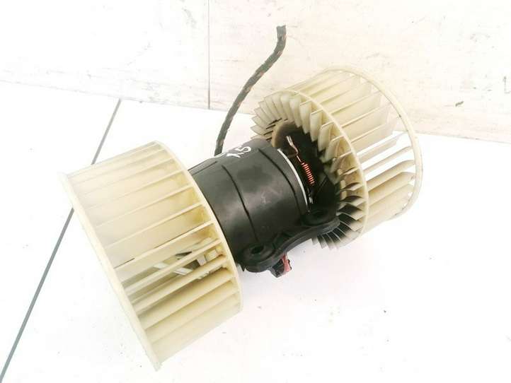 BMW X5 E53 (1999 - 2006)  0765017212 Вентилятор печки