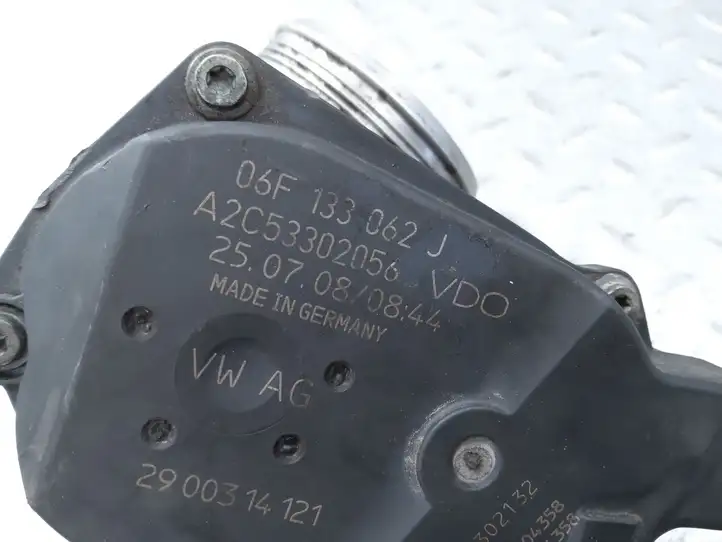 Audi TT TTS Mk2 (2006 - 2010) 06F133062J Дроссельная заслонка — фото 3