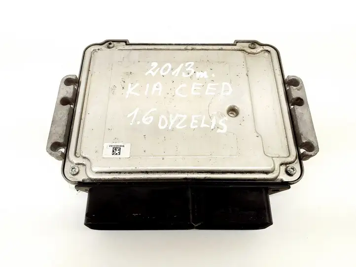Kia Ceed (2010 - 2012) 391112A970 Блок управления двигателем (ЭБУ) — фото 4