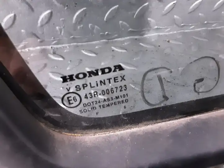 Honda CR-V (2006 - 2009) 43R006723 Форточка двери — фото 4