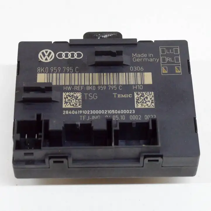 Audi A4 S4 B8 8K (2007 - 2011) 8K0959795C Блок управления дверью — фото 1