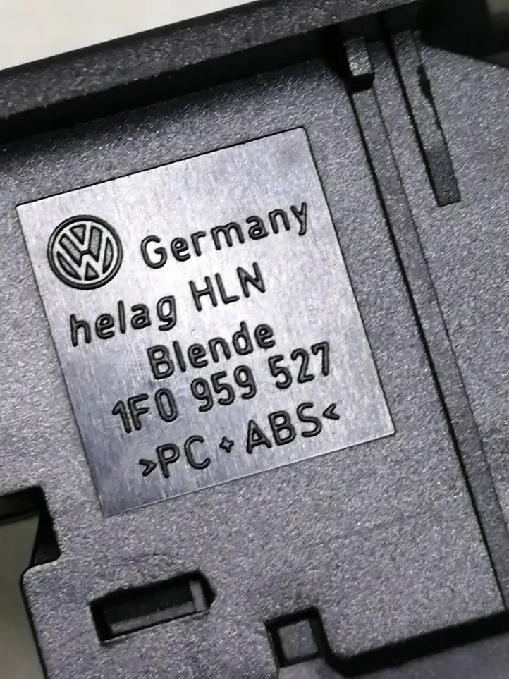 Volkswagen Touran I (2003 - 2010) 1F0959527 Включатель открытия топливного бака — фото 4