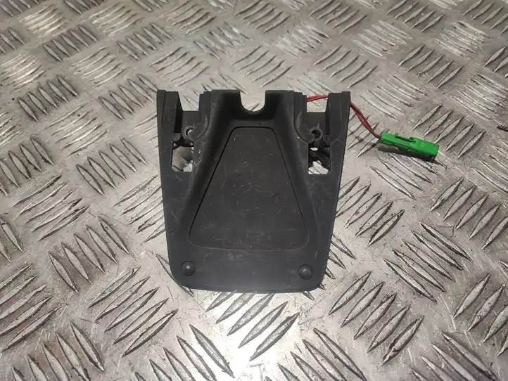 Volvo V70 (2007 - 2013)  31217947 Другая деталь салона