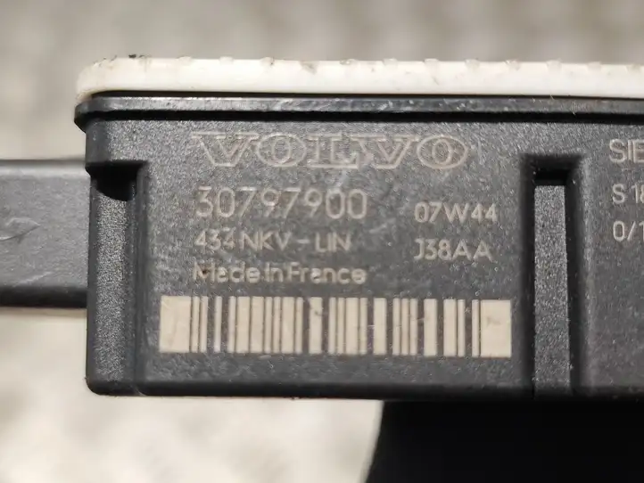 Volvo V70 (2007 - 2013) 30797900 Прочие блоки управления — фото 2