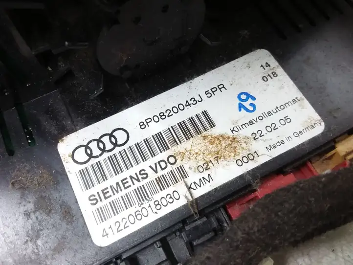 Audi A3/S3 8P (2004 - 2008) 8P0820043J Блок управления климат-контролем — фото 3