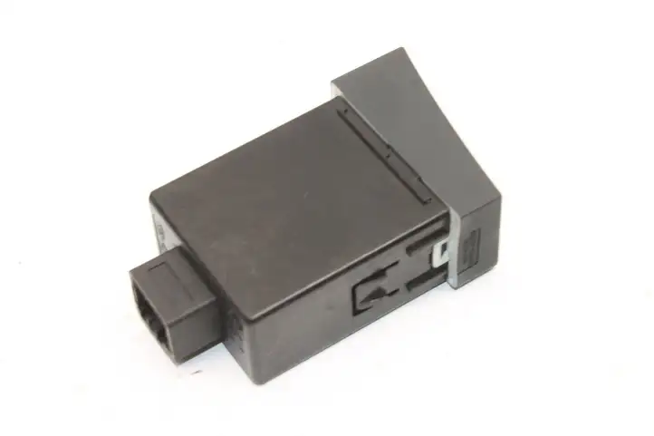 Hyundai Santa Fe (2005 - 2009)   Включатель регулировки высоты фонарей