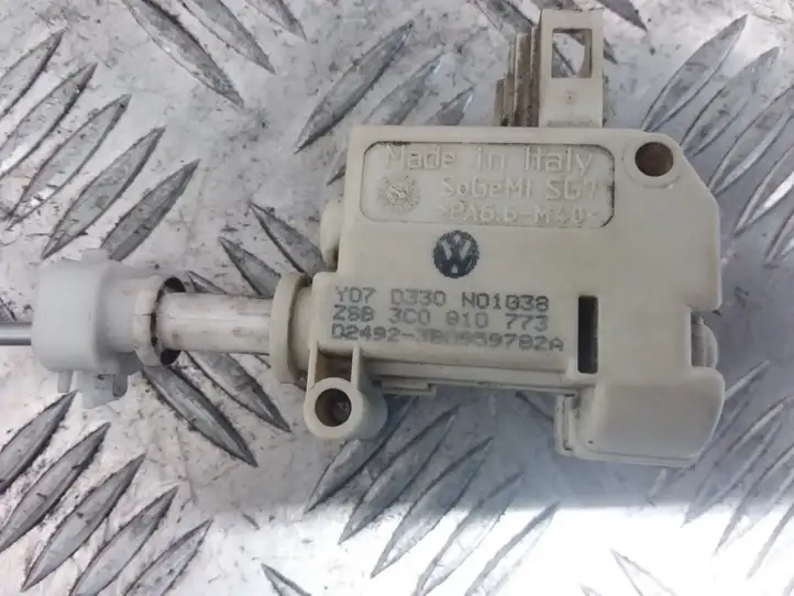 Volkswagen PASSAT B6 (2005 - 2010) 3C0810773 Замок крышки топливного бака — фото 4