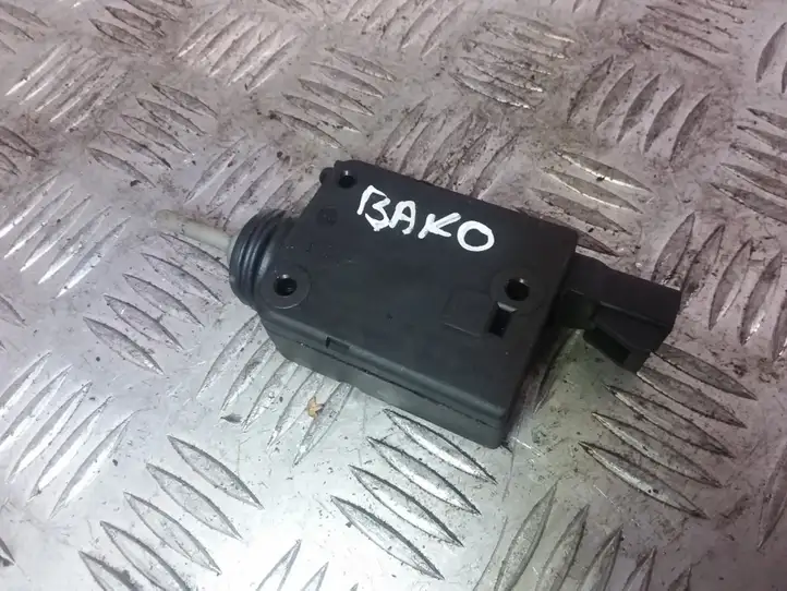 Opel Astra G (1998 - 2004) 90589918 Замок крышки топливного бака — фото 3