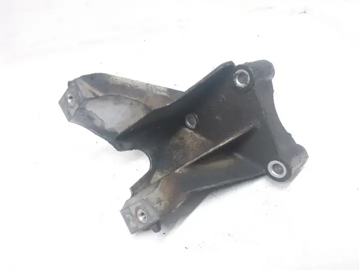 Citroen Xsara Picasso (1999 - 2012) 9638770480 Кронштейн топливного фильтра — фото 1