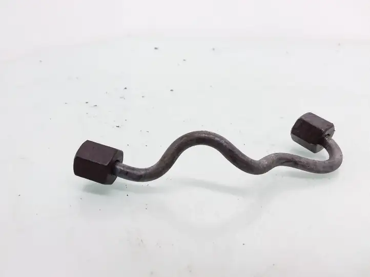 BMW 5 E60 E61 (2004 - 2010) Трубка подачи топлива в форсунки — фото 2