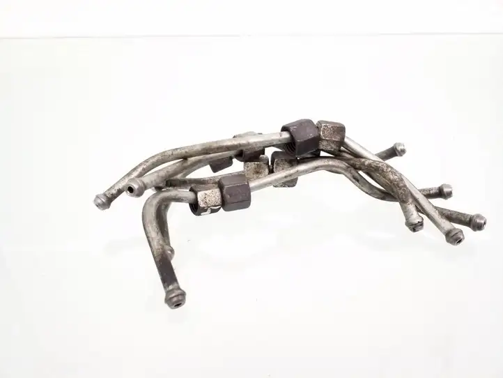 Ford Fiesta (2009 - 2012) Трубка подачи топлива в форсунки — фото 2