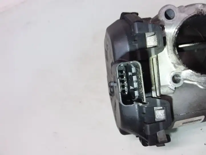 Ford Fiesta (2013 - 2017) 980723858002 Дроссельная заслонка — фото 3