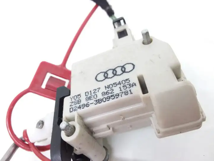 Audi A4 S4 B7 8E 8H (2004 - 2009) 8E0862153A Привод замка крышки топливного бака — фото 3
