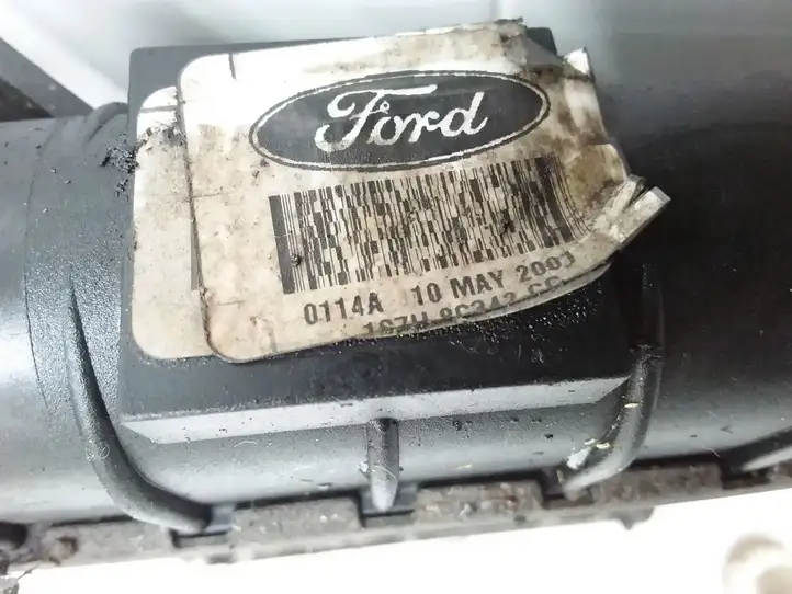 Ford Mondeo Mk III (2000 - 2007) 1S7H8C342CC Радиатор охлаждающей жидкости двигателя — фото 4