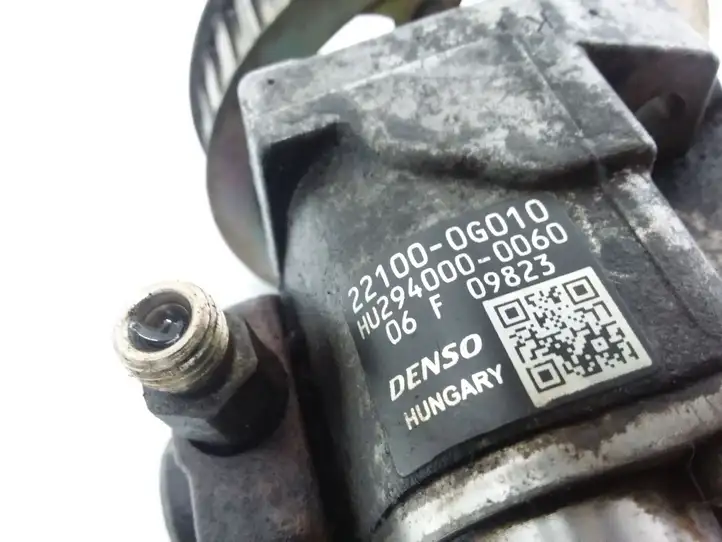 Toyota Corolla E120 E130 (2000 - 2004) 221000G010 Топливный насос — фото 4