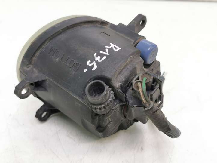 Toyota Avensis T250 (2006 - 2009)  812200D041 Передняя противотуманная фара