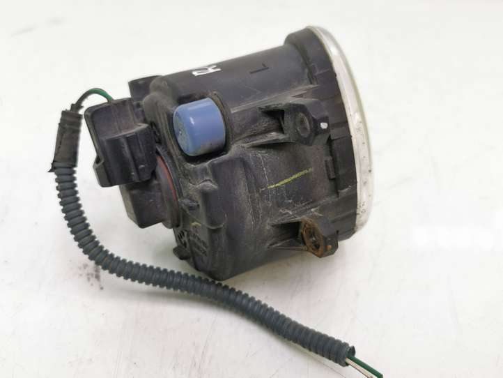 Toyota Avensis T250 (2006 - 2009)  812200D041 Передняя противотуманная фара