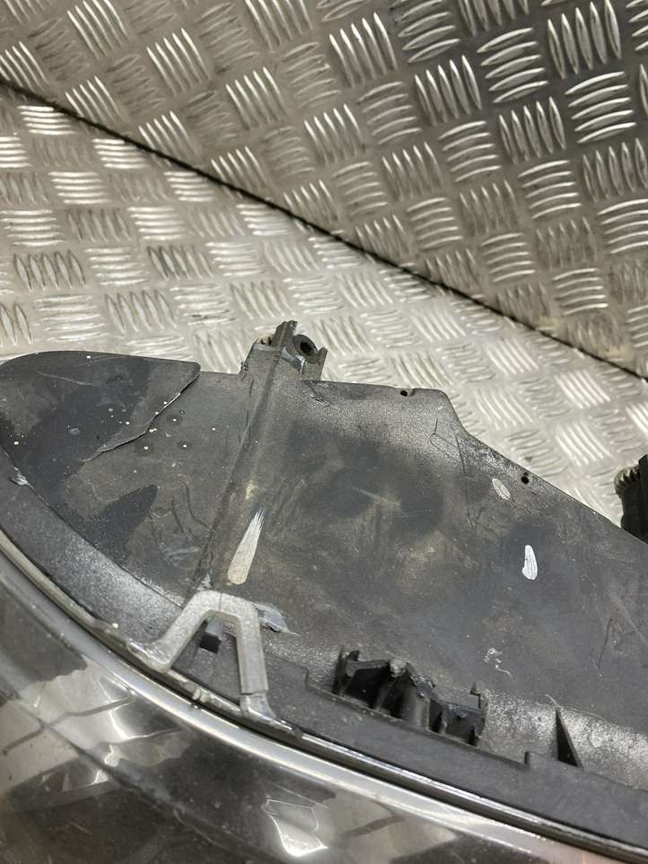 Fiat Punto (188) (1999 - 2010)  89100448 Передняя фара