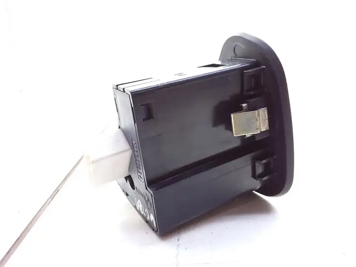 Alfa Romeo 156 (2002 - 2007)  156031654 Включатель регулировки высоты фонарей