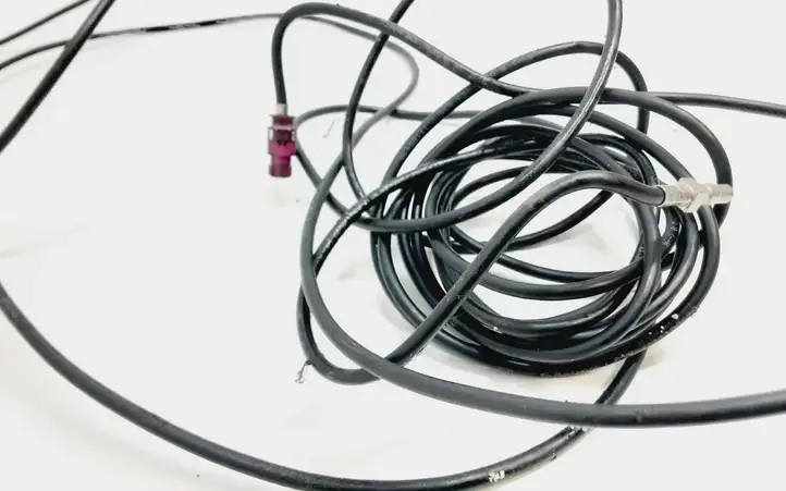 BMW 7 F01 F02 F03 F04 (2008 - 2016)  11108490 Проводка камеры