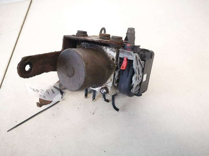 Hyundai i30 (2007 - 2012)  6158944200 Блок ABS
