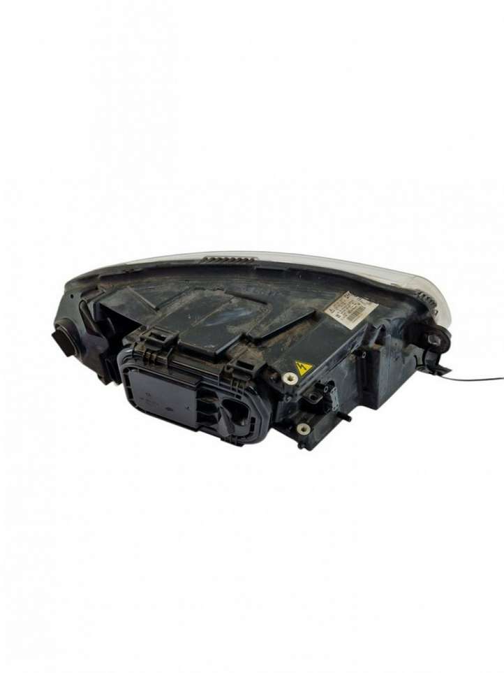 Audi A6 (2008 - 2011)   Передняя фара