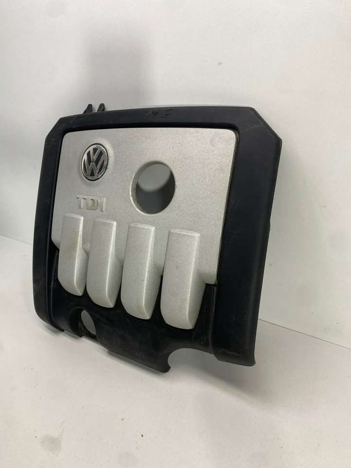 Volkswagen Touran I (2003 - 2010)  03G103925BP Крышка двигателя (отделка)