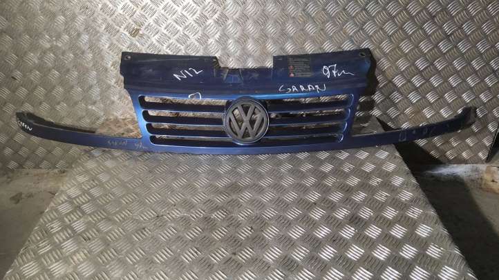 7M0853651 Volkswagen Sharan Grotelės priekinės