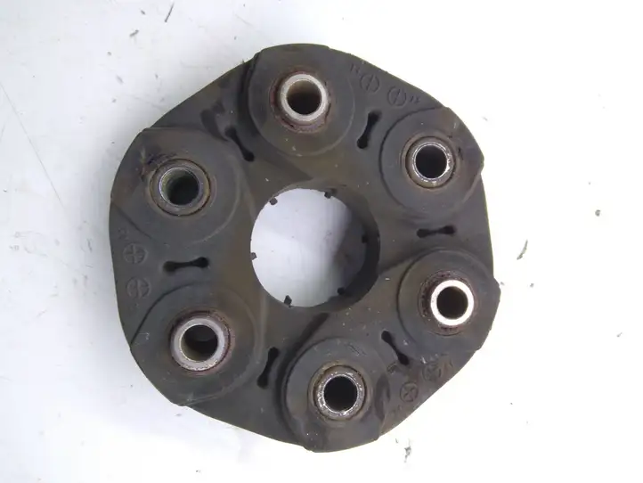      Демпфер кардана