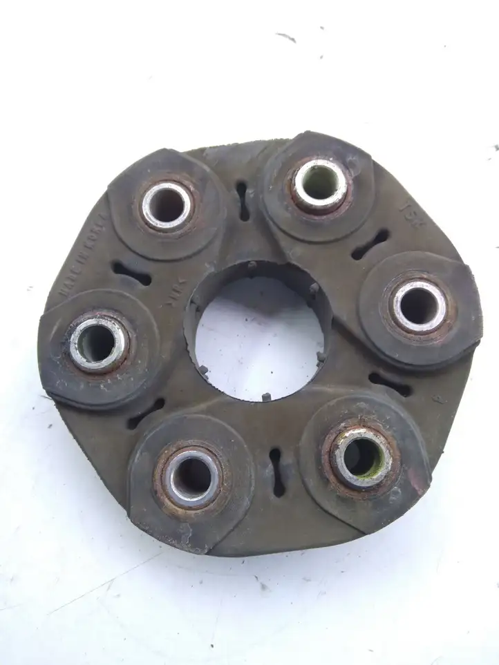      Демпфер кардана