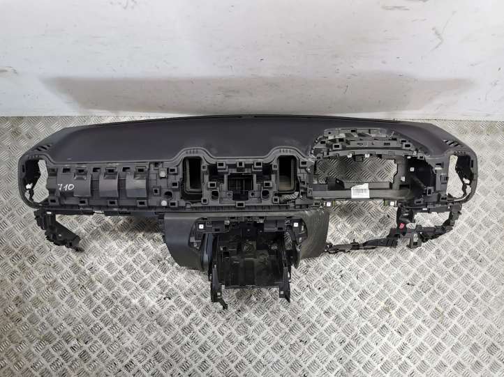 98228323YC Citroen C5 Aircross Panelė