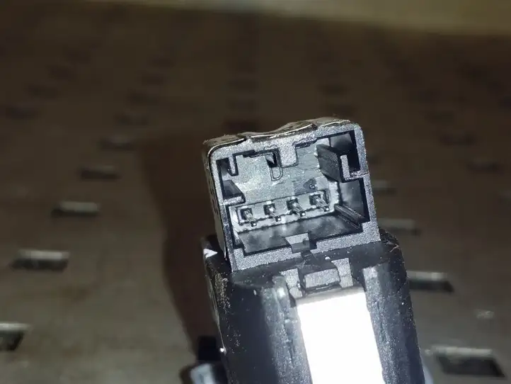 Audi A4 S4 B8 8K (2007 - 2011) 8K2962108 Включатель центрального замка — фото 2