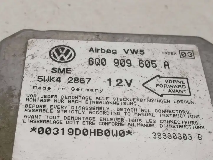 Volkswagen Golf IV (1998 - 2005) 6Q0909605A Блок управления двигателем (ЭБУ) — фото 2