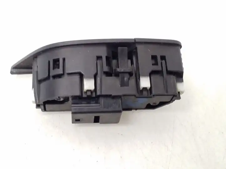 Mercedes-Benz R W251 (2005 - 2013)  A2518200910 Включатель центрального замка