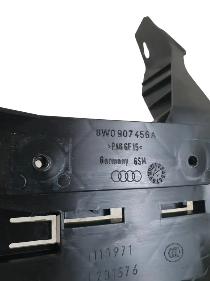 Audi A4 S4 B9 (2015 - 2019) 8W0907456A Кронштейн усилителя звука — фото 5