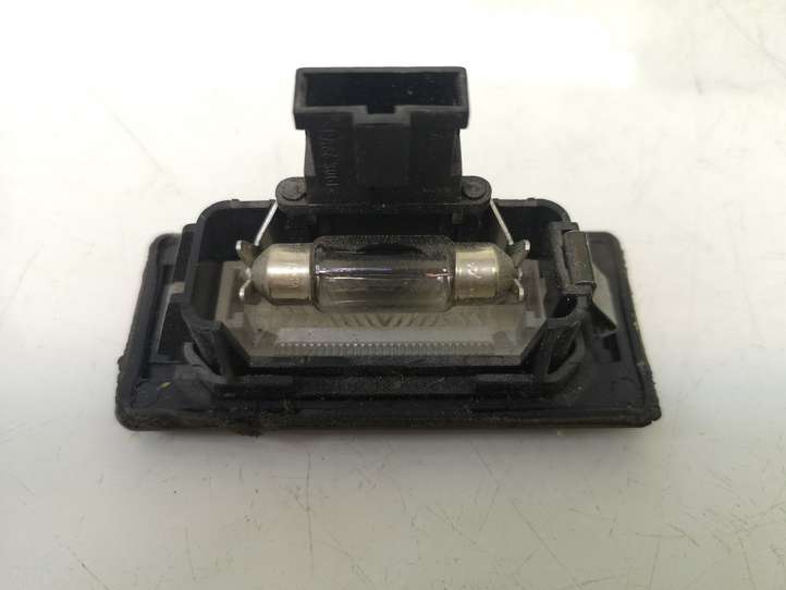Volkswagen PASSAT B6 (2005 - 2010)  A046341 Освещение номера