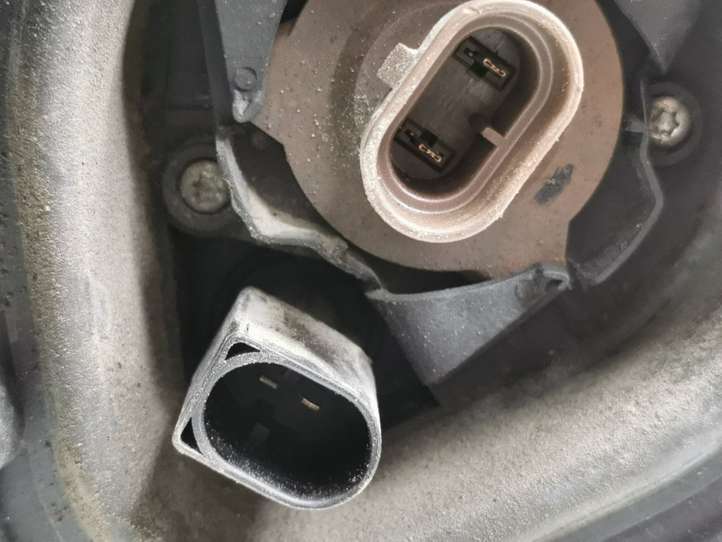 Mercedes-Benz E W211 (2002 - 2009)  A0038205826 Передняя фара